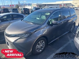 2022 Toyota Sienna thumbnail 16