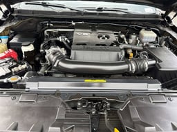 2022 Nissan Frontier thumbnail 9