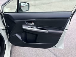 2017 Subaru Crosstrek thumbnail 19