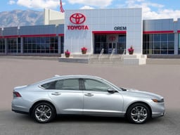 2024 Honda Accord Sedan thumbnail 3