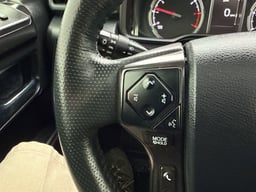 2024 Toyota 4Runner thumbnail 24