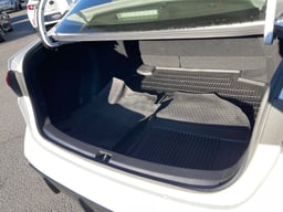 2024 Toyota Corolla thumbnail 18