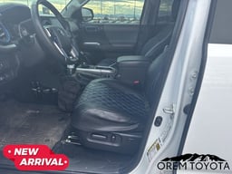 2023 Toyota Tacoma 4WD thumbnail 17