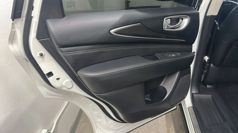2019 INFINITI QX60 - Image 25