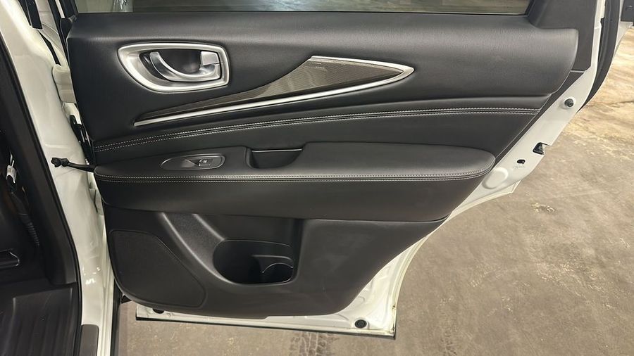 2019 INFINITI QX60 - Image 30