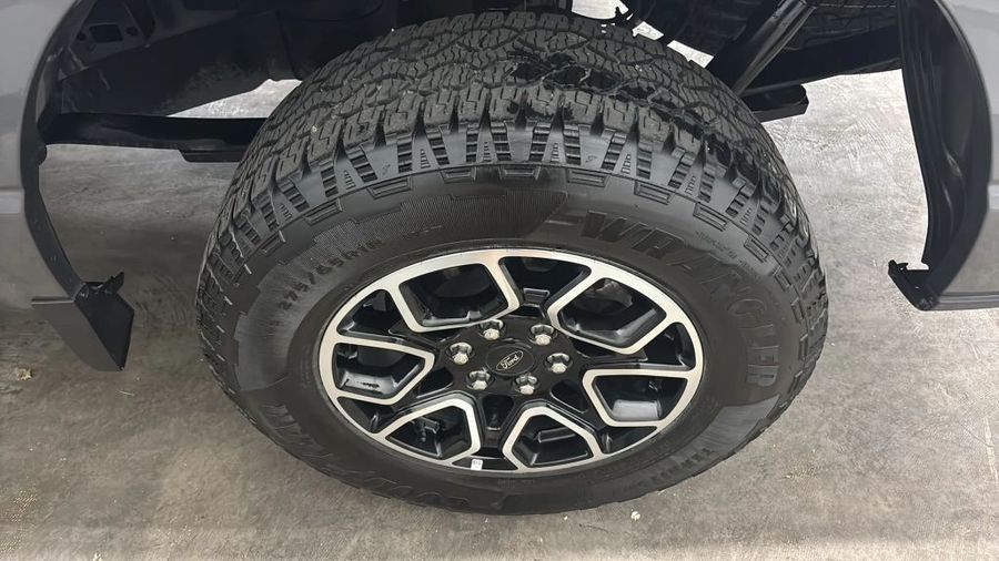 2023 Ford F150 SuperCrew Cab - Image 10