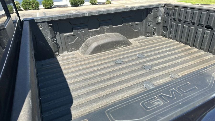 2024 GMC Sierra 3500 HD Crew Cab - Image 23