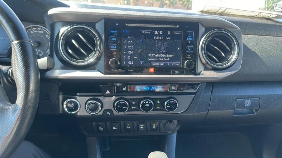 2017 Toyota Tacoma Double Cab - Image 14
