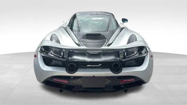2022 McLaren 720S - Image 4