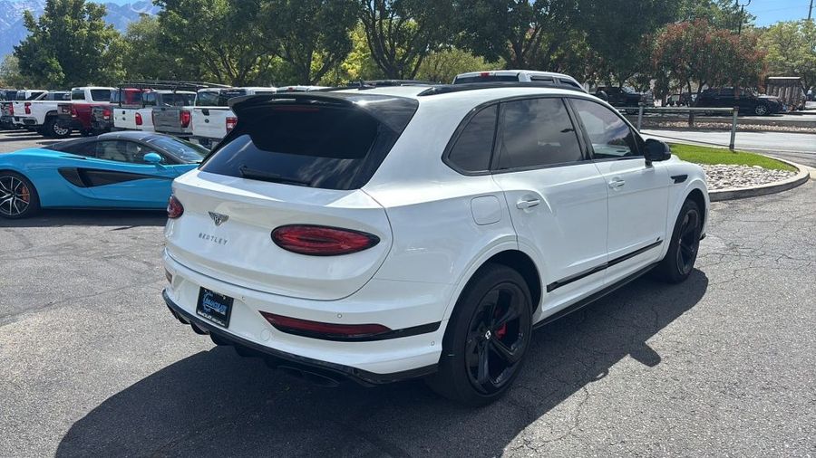 2022 Bentley Bentayga - Image 5