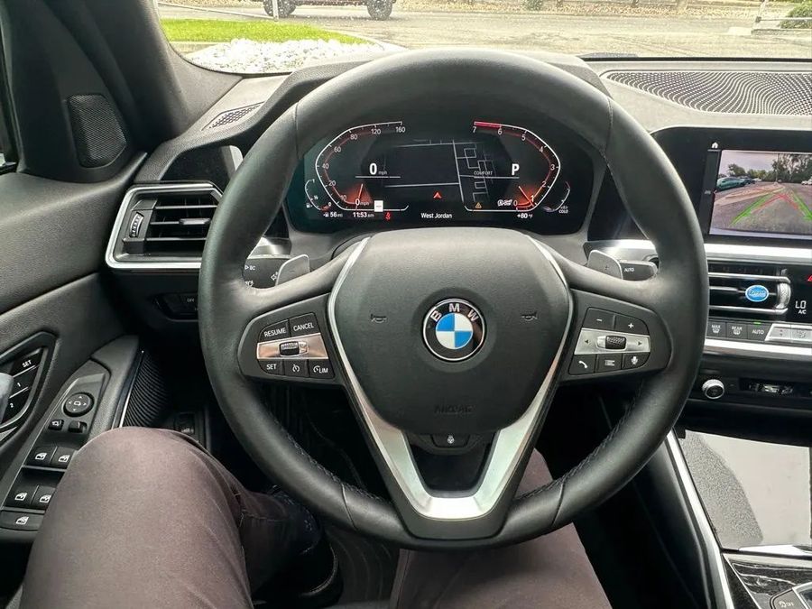 2021 BMW 3 Series - Image 11