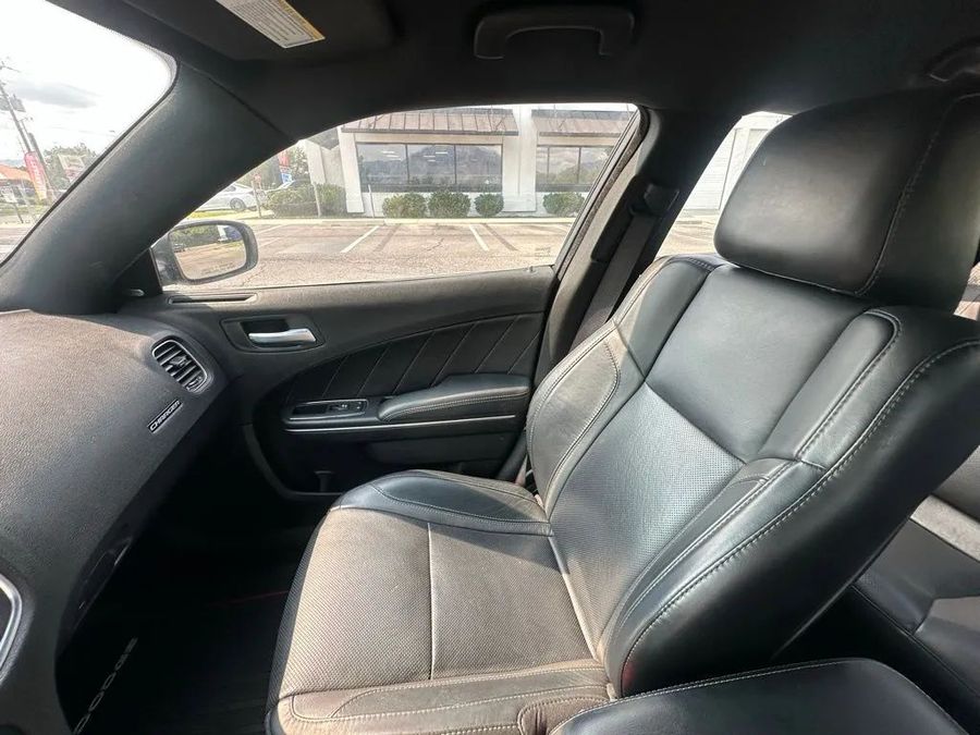 2017 Dodge Charger - Image 18