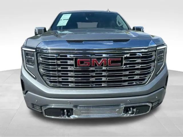 2023 GMC Sierra 1500 Crew Cab - Image 8