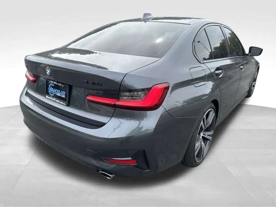 2021 BMW 3 Series - Image 5