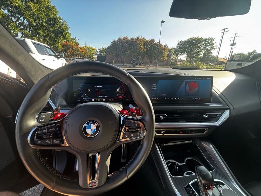 2024 BMW XM - Image 10