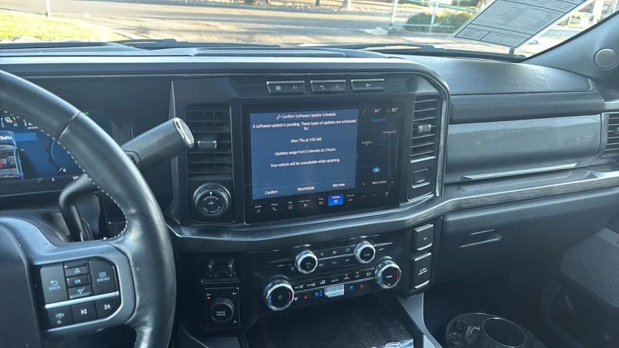 2024 Ford F450 Super Duty Crew Cab - Image 10