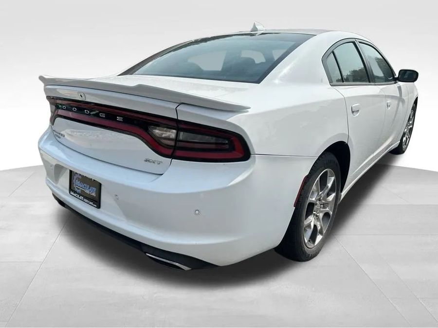 2017 Dodge Charger - Image 5