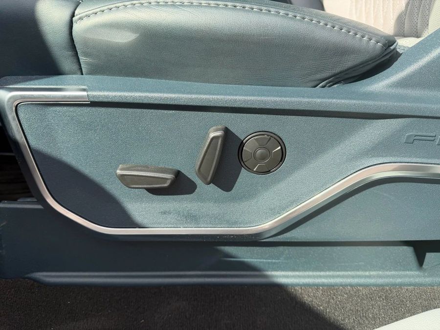 2024 Ford F450 Super Duty Crew Cab - Image 10