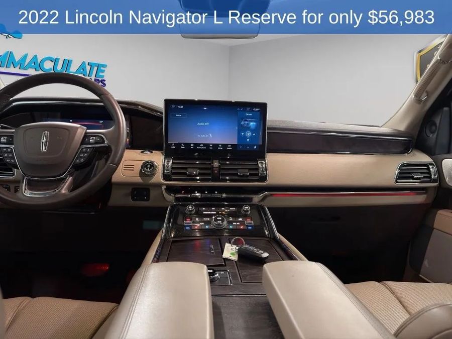 2022 Lincoln Navigator L Reserve - Image 17