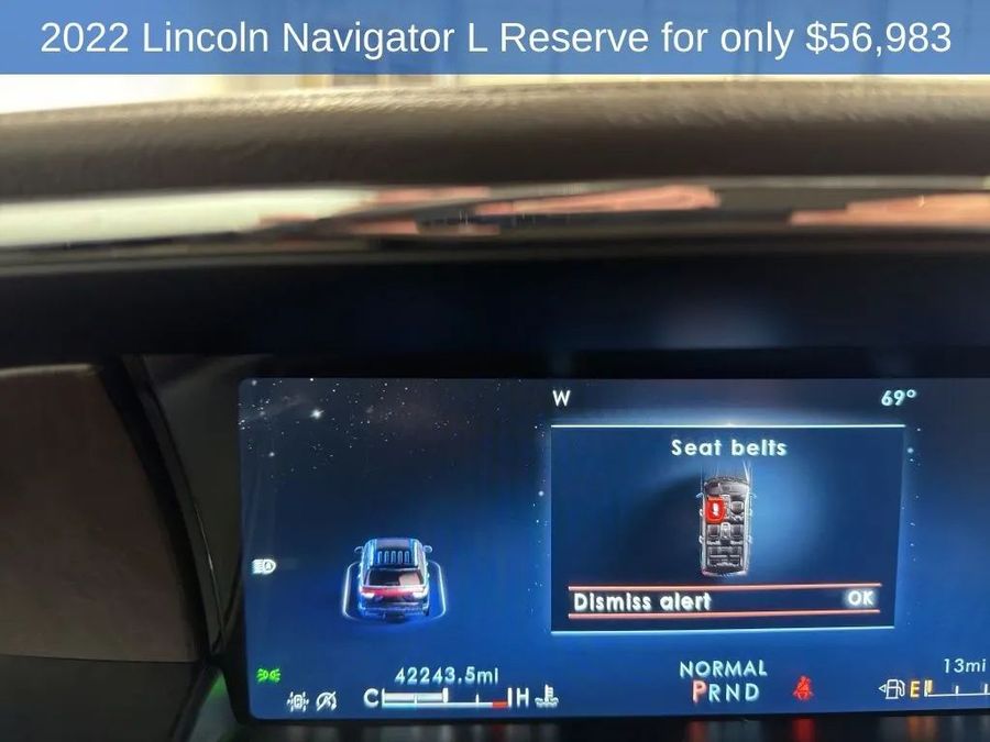 2022 Lincoln Navigator L Reserve - Image 16