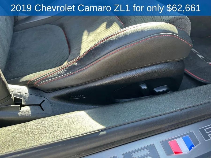 2019 Chevrolet Camaro - Image 21