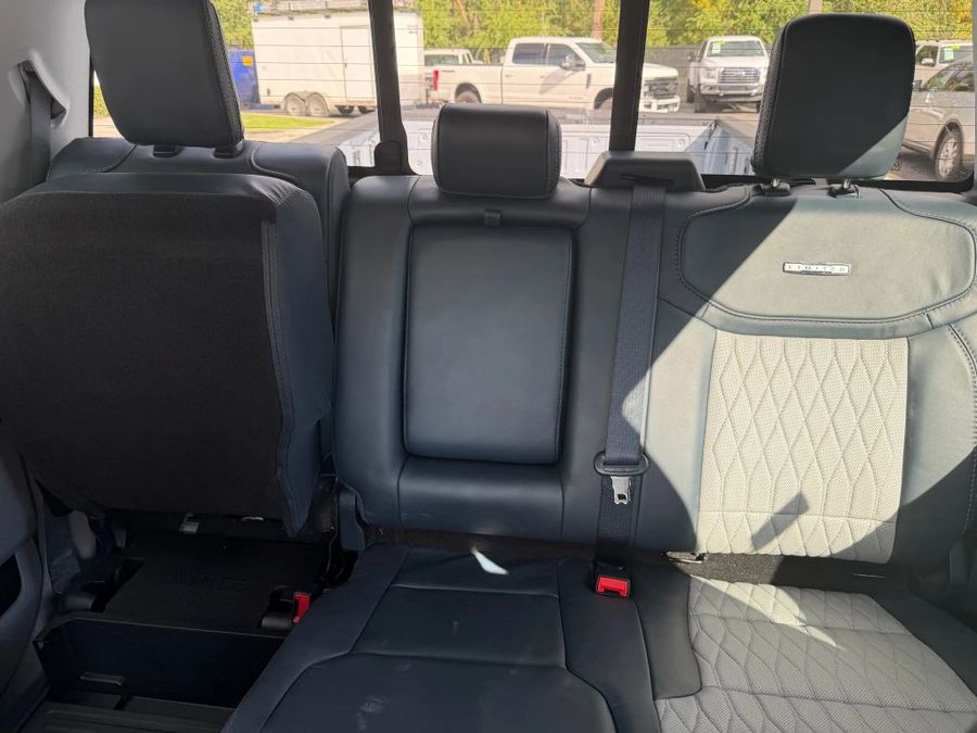 2024 Ford F450 Super Duty Crew Cab - Image 16