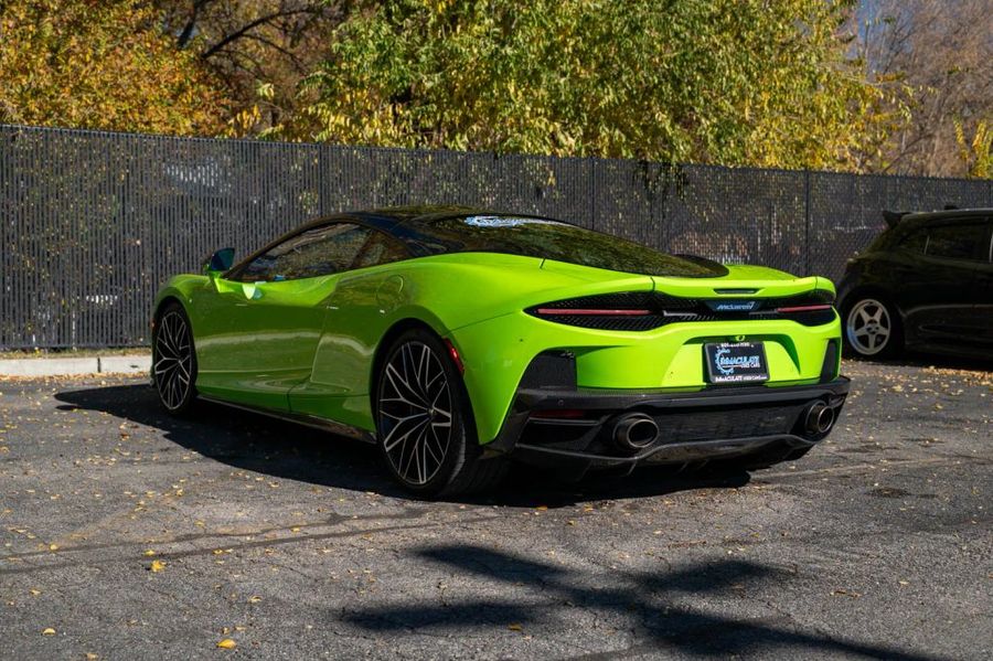 2023 McLaren GT - Image 15