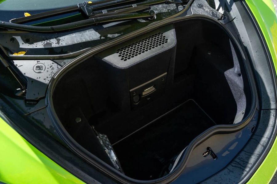 2023 McLaren GT - Image 36