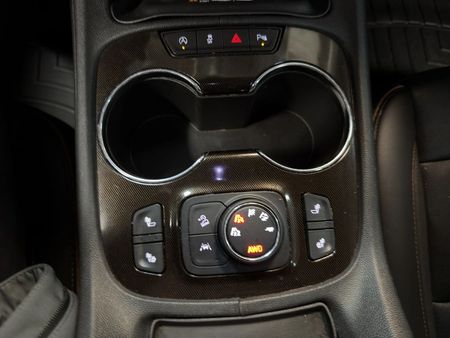 2021 GMC Acadia - Image 14