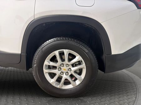 2023 Chevrolet Traverse - Image 23