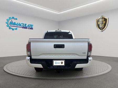 2023 Toyota Tacoma Double Cab - Image 4