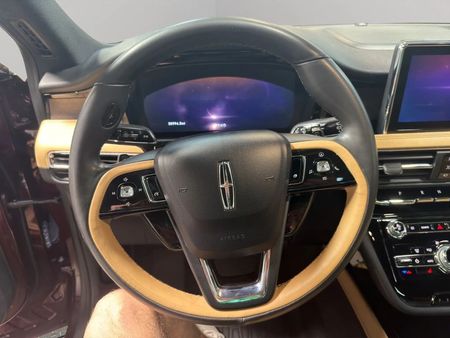 2021 Lincoln Corsair - Image 9