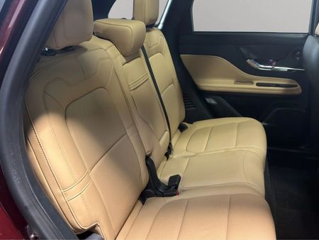 2021 Lincoln Corsair - Image 20