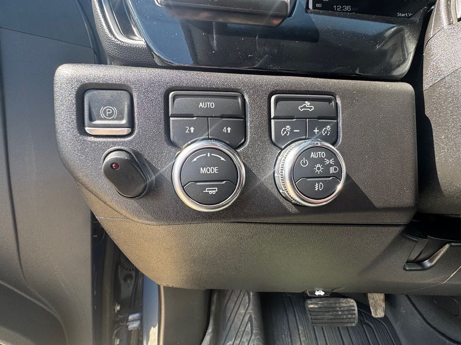 2024 GMC Sierra 1500 Crew Cab - Image 7