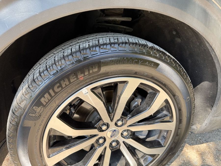 2025 Ford Explorer ST - Image 6