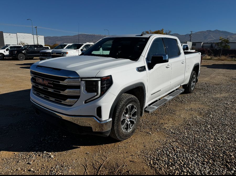 2023 GMC Sierra 1500 - Image 1