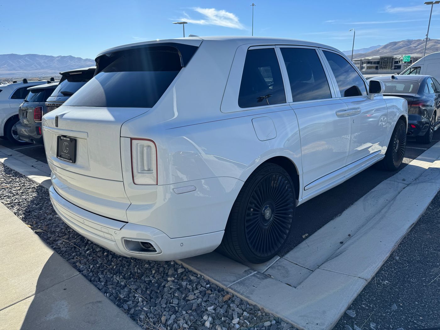 2020 Rolls Royce Cullinan - Image 2