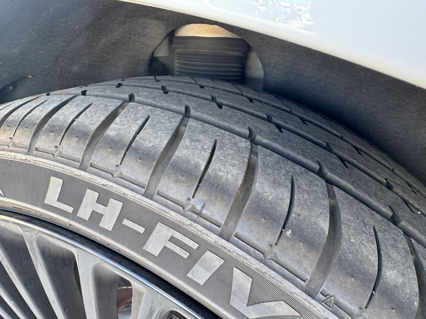 2020 Rolls Royce Cullinan - Image 4