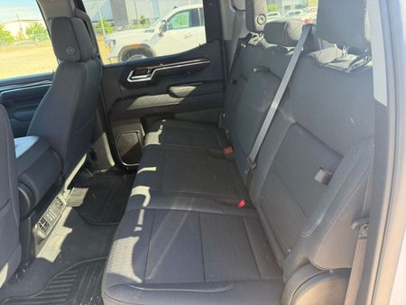 2023 CHEVROLET Silverado LT - Image 12
