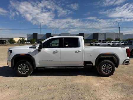 2024 GMC Sierra HD SLE - Image 2