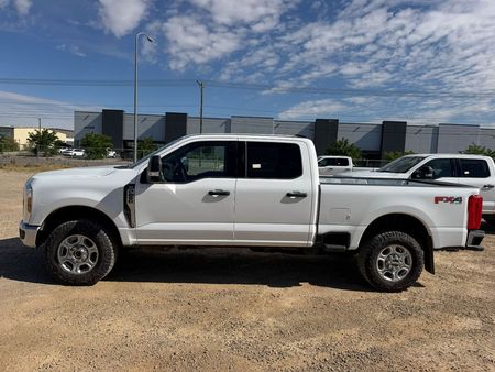 2025 FORD F-250 - Image 2