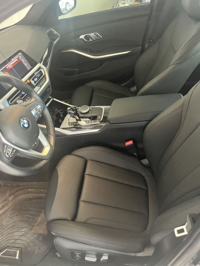 2021 BMW 330i xDrive - Image 5