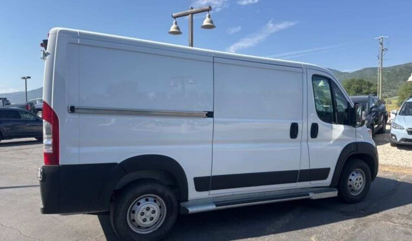2023 RAM PROMASTER 2500 136 WB - Image 2
