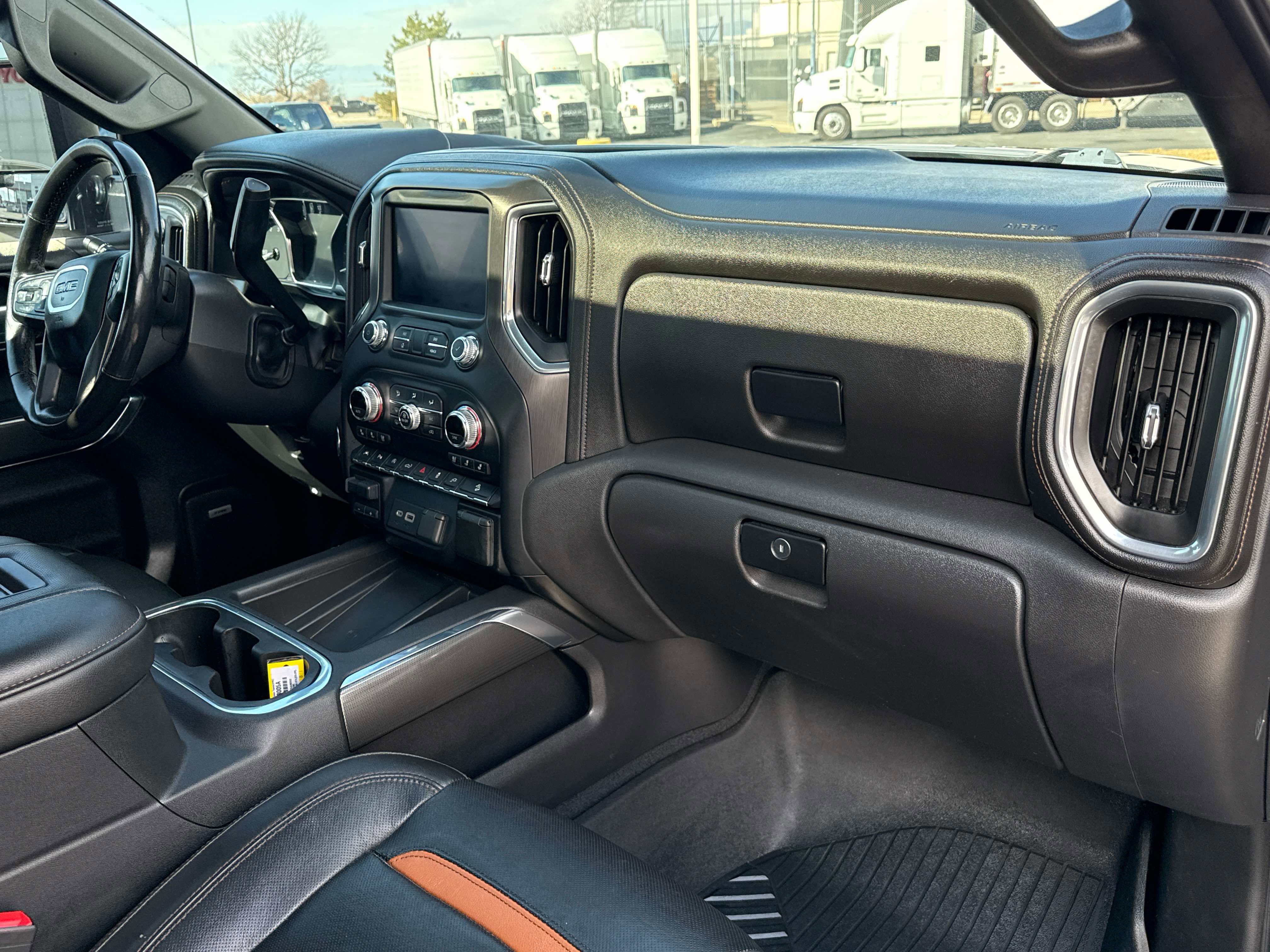 2020 GMC Sierra 1500 - Image 18