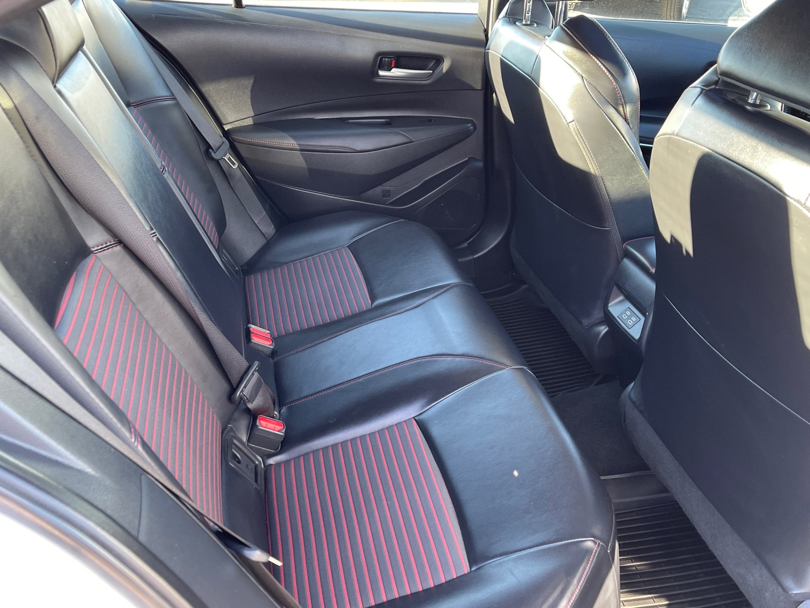 2024 Toyota Corolla - Image 20