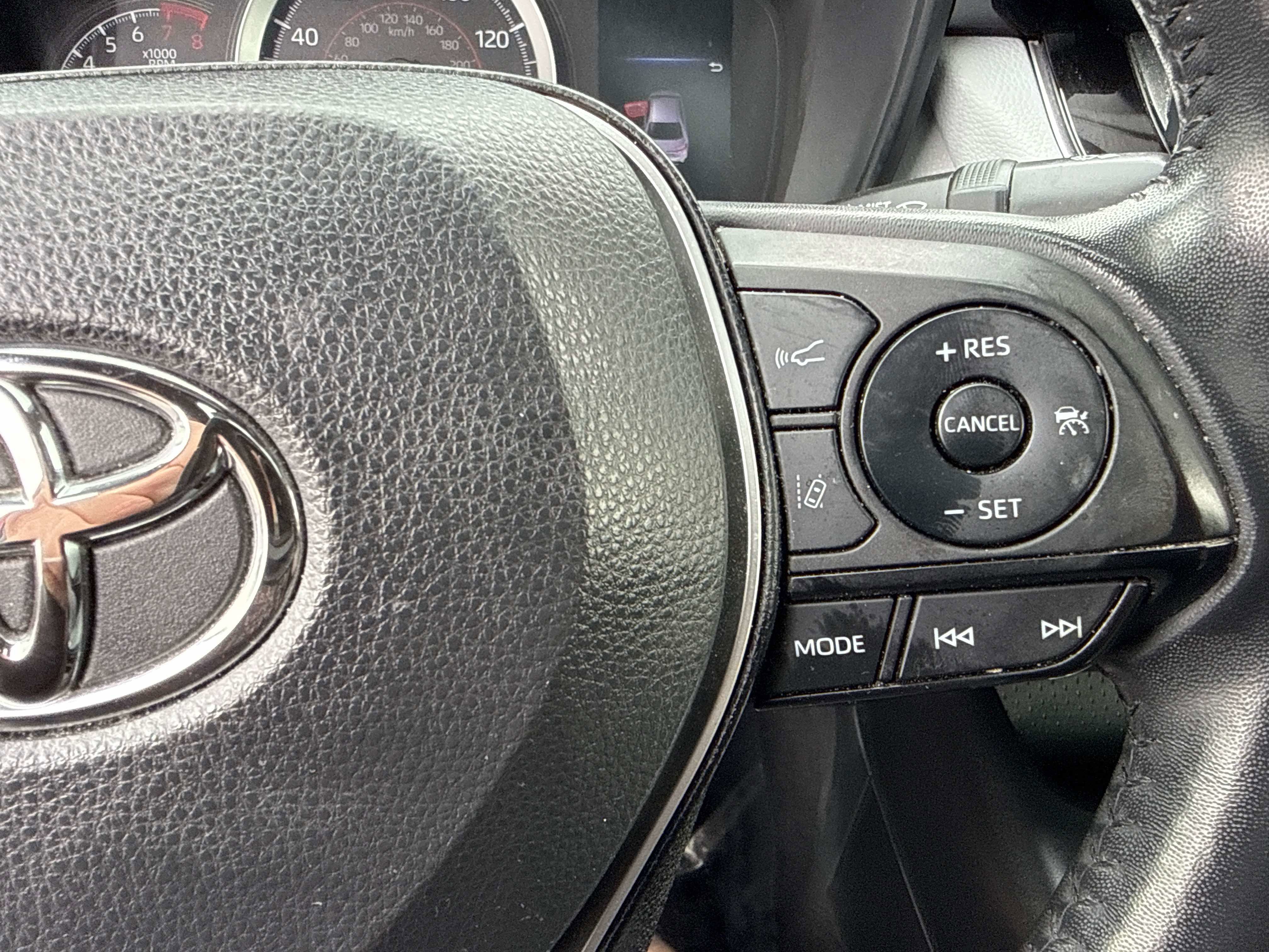 2022 Toyota Corolla - Image 25