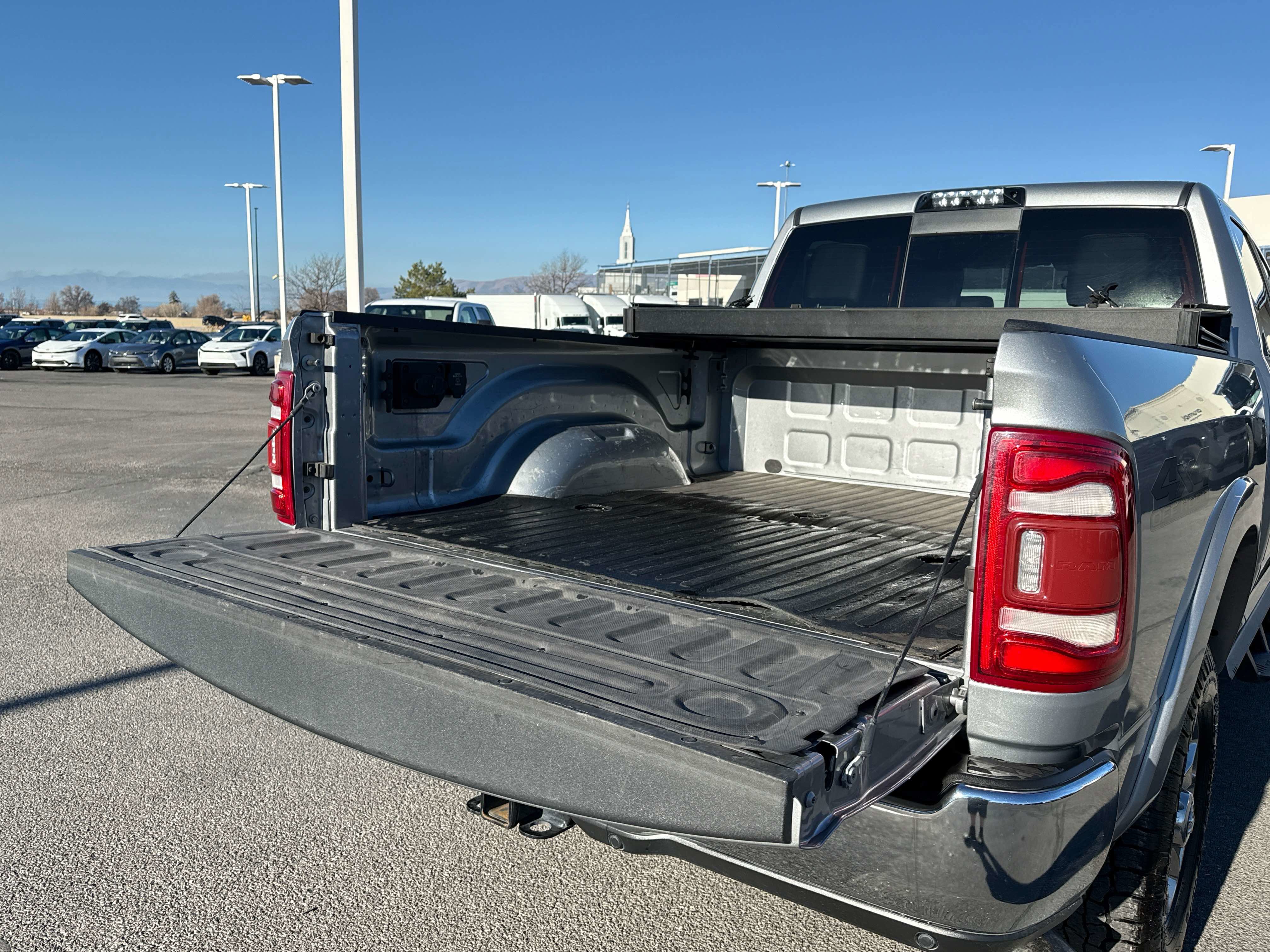 2021 RAM 2500 - Image 17