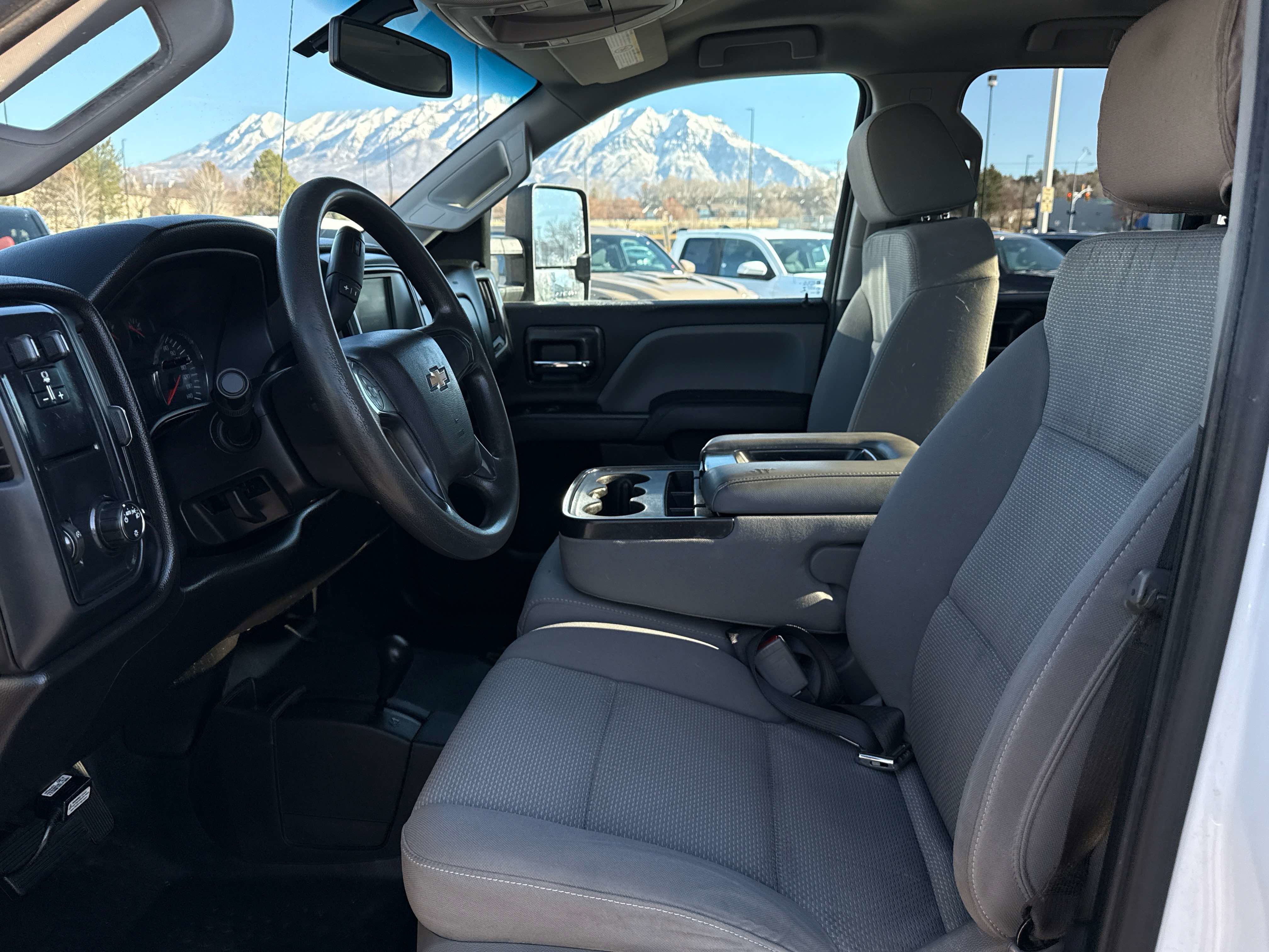 2019 Chevrolet Silverado 2500HD - Image 11