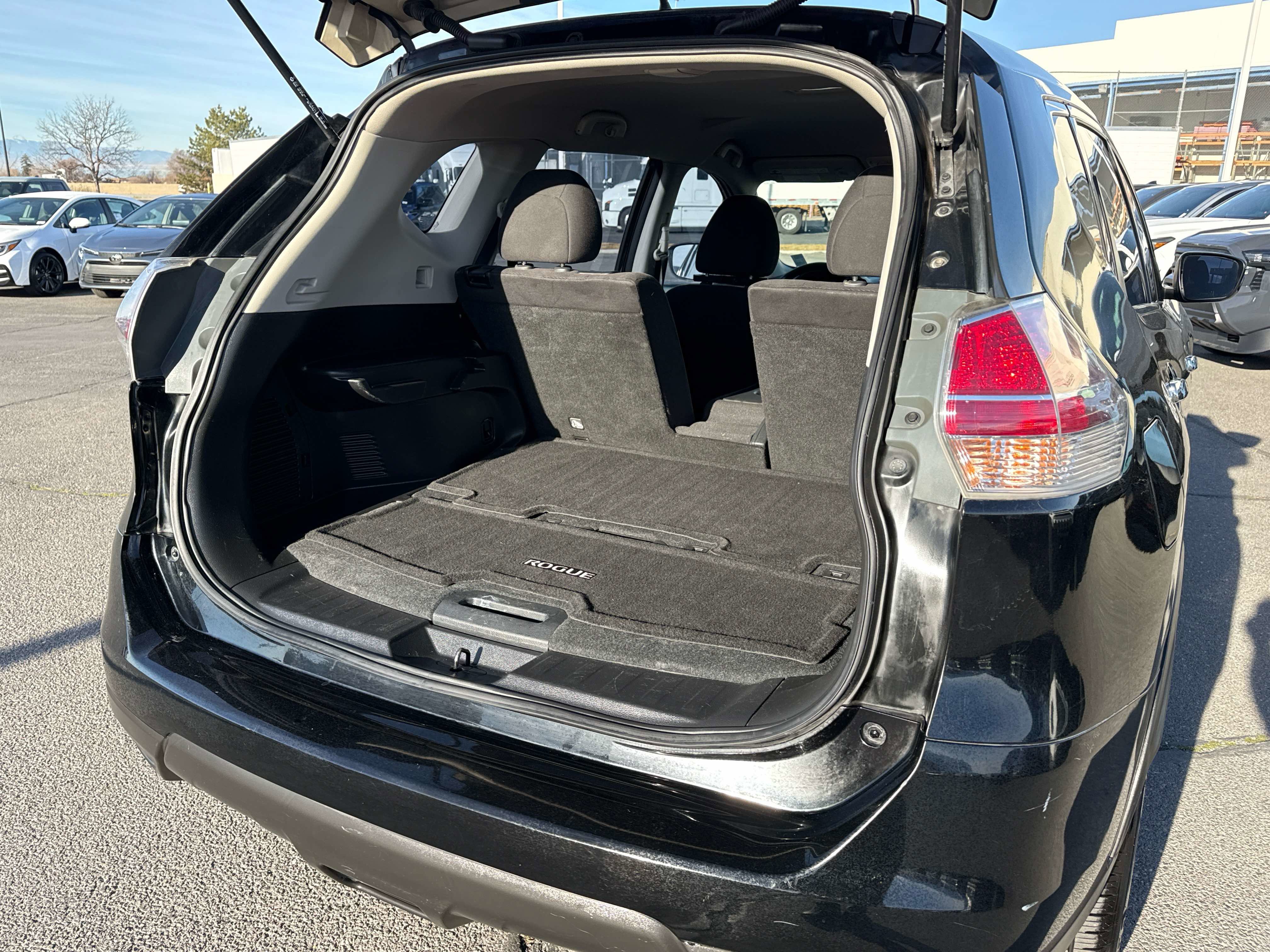 2015 Nissan Rogue - Image 15