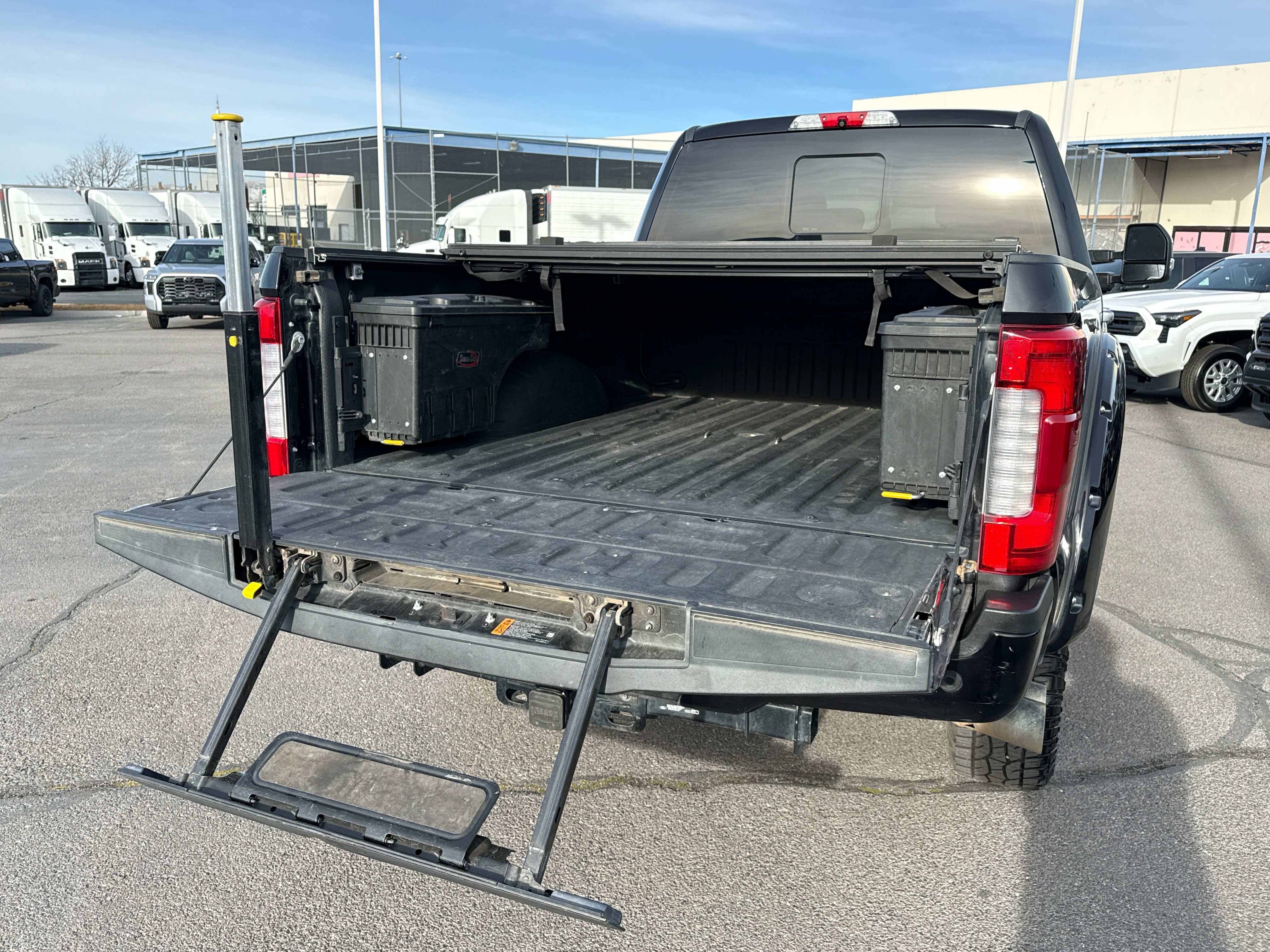 2019 Ford Super Duty F-250 SRW - Image 17